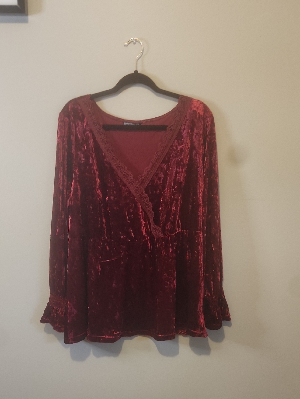 BloomChic Velvet Lace-Trim Tunic - Burgundy